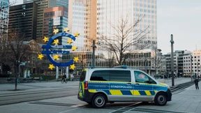 Eine Polizeiwache mitten in Frankfurt