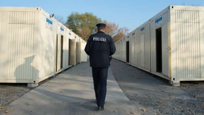 Das Geschäft mit den Flüchtlingen