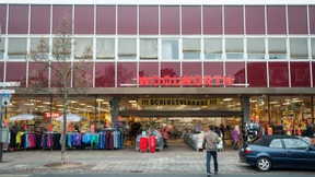 Woolworth eröffnet Kaufhaus an der Zeil