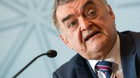 Reul fordert spezielle Hilfe für Kinder aus Dschihad-Gebieten