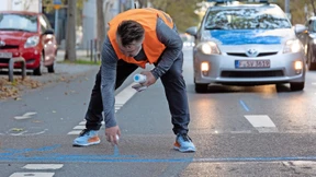 Streckenlinie in Handarbeit