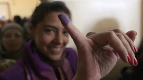 Großer Andrang vor Wahllokalen