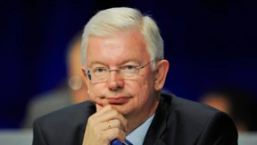 Koch sieht Gefahr für Luftverkehrsstandort