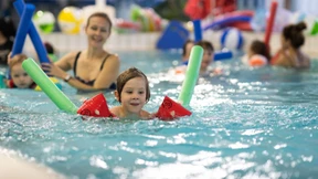 Zwist um Zeit im Lernschwimmbecken