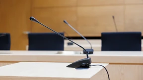 DIHK bietet Firmen Schiedsverfahren