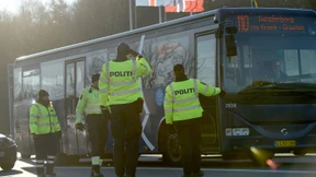 Polizei nimmt Flüchtlingen 16.000 Euro ab