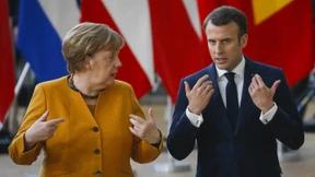 Merkel überlässt Macron die Bühne