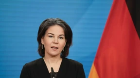 Baerbock ruft die Welt zur Ächtung Russlands auf