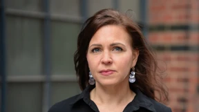 Was eine Frau zur Hexe macht: Jarka Kubsova über ihren Roman „Marschlande“