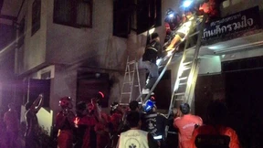 Mindestens 17 Schülerinnen sterben bei Brand in Wohnheim