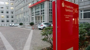 Frankfurter Sparkasse verdient mehr und setzt auf Tiktok