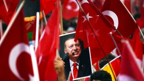 Roter Teppich für den ungeliebten Gast