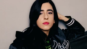 Wie Cemile Sahin ihre Kamera gegen das Vergessen einsetzt