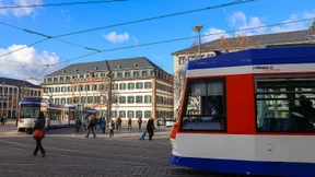 Mangel an Handwerkern bremst Straßenbahnen aus