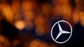 Daimler nach Senkung der Prognosen unter Druck