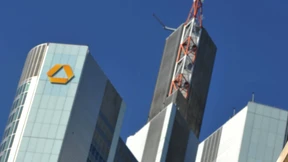 Commerzbank will noch mehr sparen
