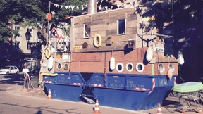 Nein: Mitsprechtheater in Luxusapartments