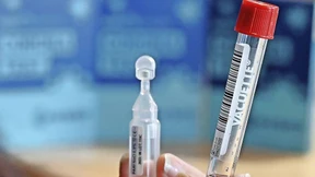 Österreich schafft mehr PCR-Tests zu niedrigeren Preisen