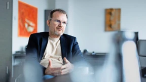 Unnötige Rückenoperationen und obszöne Arzneipreise