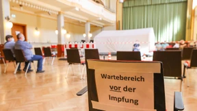 Laschet lehnt Kostenbeteiligung für Terminschwänzer ab