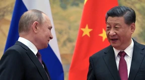 Russlands Flirt mit China