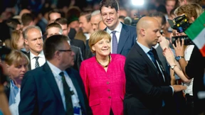 Merkel attackiert die AfD