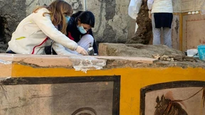 Forscher graben antike „Snackbar“ in versunkener Stadt Pompeji aus