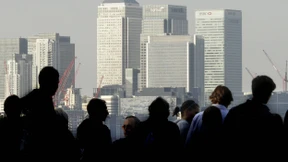 Erste Sammelklage gegen zwölf Banken