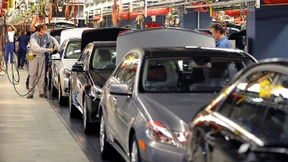 Daimler baut Werk in Russland