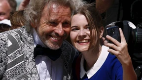 „Hört bitte auf mich zu siezen!“