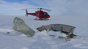 Kann der A 380 mit drei Triebwerken starten?