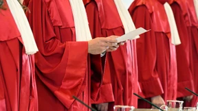 Diese drei Juristen will Schwarz-Rot nach Karlsruhe schicken