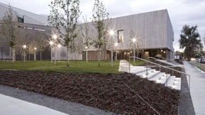 Dein Blick malt da jetzt weiter