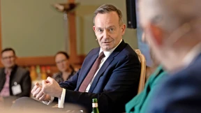 Mit Kryptowährungen in der Behörde bezahlen