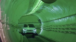 Ab durch den Hyperloop-Tunnel