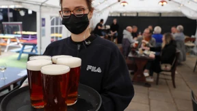 Großbritannien lockert Corona-Regeln