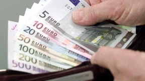 Deutsche bezahlen weiter am liebsten bar