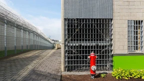 Kriminelle Flüchtlinge kommen schneller in Haft