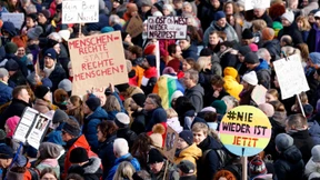 Viele Menschen fühlen sich vertröstet und veräppelt