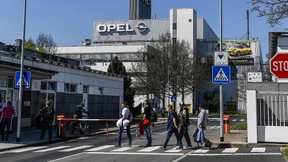 1400 Opel-Mitarbeiter protestieren in Eisenach