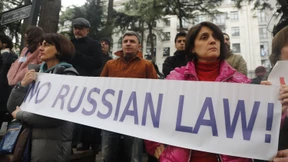 Handgemenge im georgischen Parlament