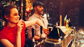 Live in der Lieblingskneipe