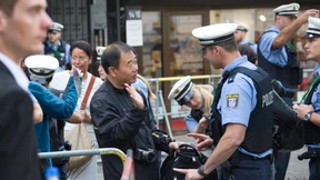 20 Polizisten gegen zwei Eintracht-Fans