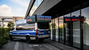 Masten und Leitungen sind schutzlos