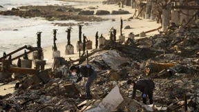 Vom Idyll blieben Betonpfeiler, eine Metalltreppe und Blumentöpfe