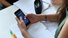 Italien verbannt Handys aus dem Unterricht