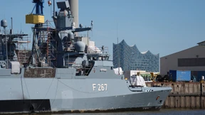 Zwei Männer wegen versuchter Sabotage an Marineschiffen in Hamburg verhaftet