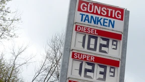 Wie die Ölindustrie auf Kosten der Autofahrer verdient