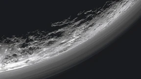 Der Exot am Rande des Sonnensystems