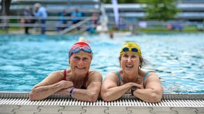 Die Sonne lacht für die Schwimmer